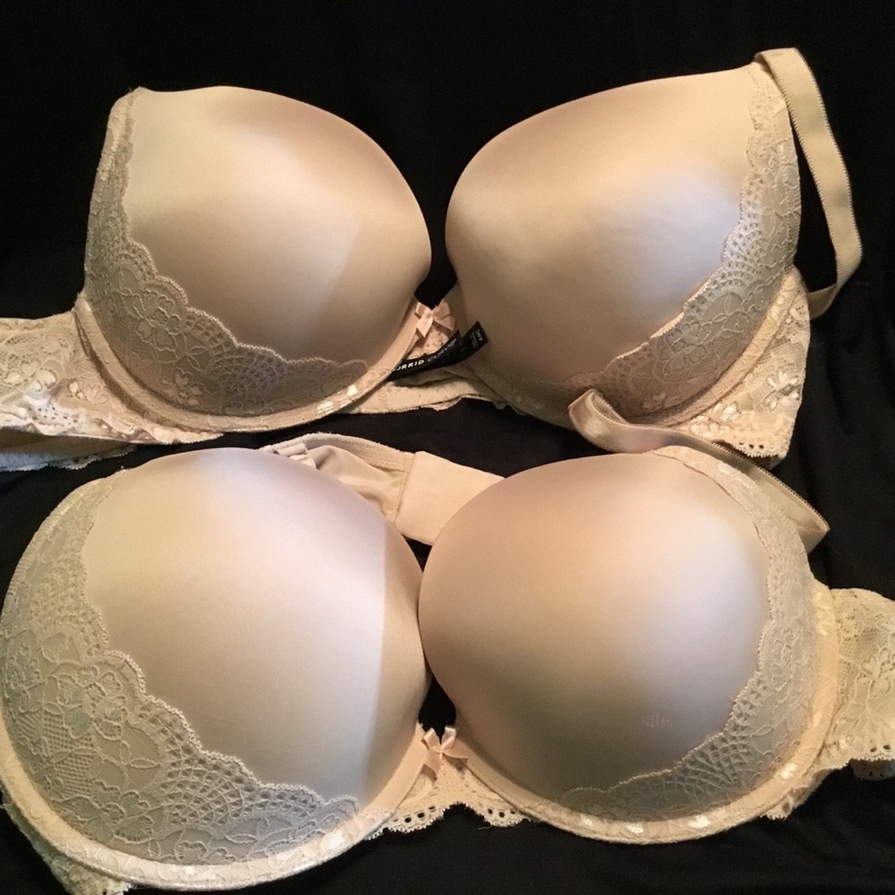 Women’s Torrid Curve Push Up Plunge Bra 44C, Two